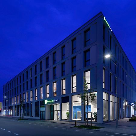 Holiday Inn Express - Regensburg, An Ihg Hotel Dış mekan fotoğraf